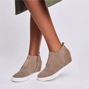 Steve Madden Waverly Taupe Suede Leather Platform Sneaker Wedge Ankle Booties 10